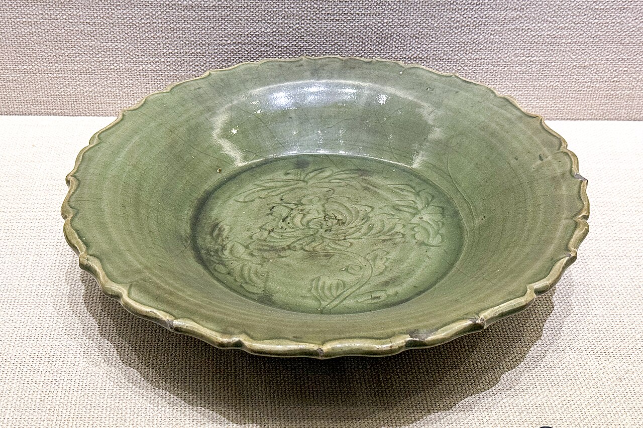Celadon (Longquan)